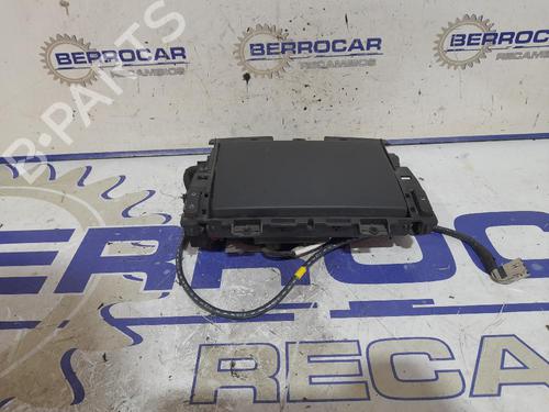 Used Display monitor PEUGEOT 5008 (0U_, 0E_) 2.0 HDi 150 / BlueHDi 150 (150 hp) 31540509