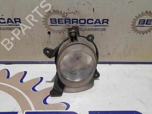 Used Right front fog light KIA CARENS II MPV (FJ) [2002-2013]  31673274