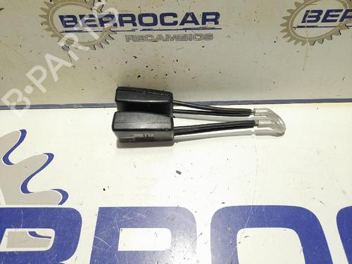 Used Seat buckle SEAT LEON (1M1) [1999-2006]  31673241