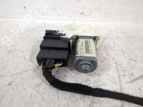 Right rear window motor VW GOLF V (1K1) 2.0 TDI | BP32490381E22 