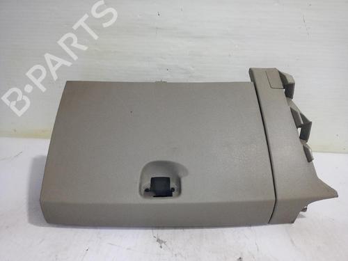 Used Glove box RENAULT SCÉNIC II (JM0/1_) 1.5 dCi (JM1F) (86 hp) 31558698