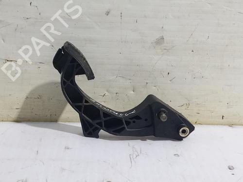 Used Clutch pedal PEUGEOT 308 SW I (4E_, 4H_) 1.6 HDi (112 hp) 31561064