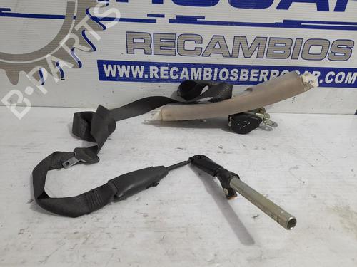 Used Front left seatbelt RENAULT LAGUNA II (BG0/1_) [2001-2007]  31674039