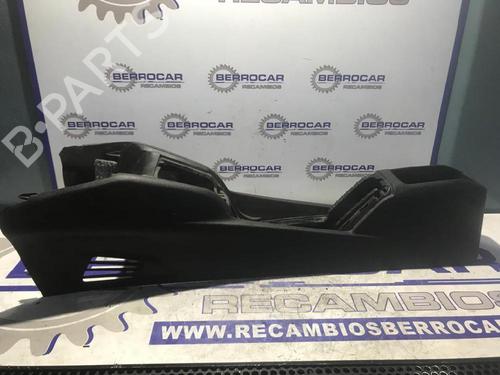 Used Middle console Middle console PEUGEOT 208 I (CA_, CC_) [2012-2021] 31678614 31678614