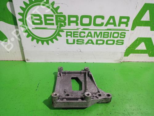 Used Support FIAT 500 C (312_) 1.3 D Multijet (312CXE1A, 312AXE1A) (95 hp) 31551784