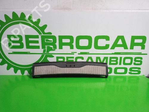 Used Boot lining Boot lining OPEL ZAFIRA / ZAFIRA FAMILY B (A05) 1.9 CDTI (M75) (100 hp) 31543052 31543052