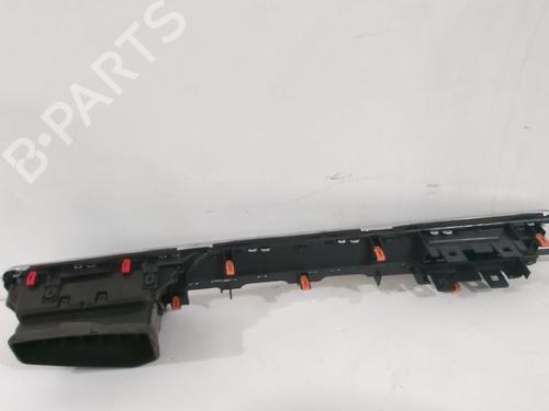 Air vent TOYOTA COROLLA Estate (_E21_) 1.8 Hybrid (ZWE211W) | BP31562997I21