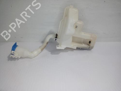 Used Windscreen washer tank SEAT IBIZA V (KJ1, KJG) 1.0 TSI (95 hp) 31556572