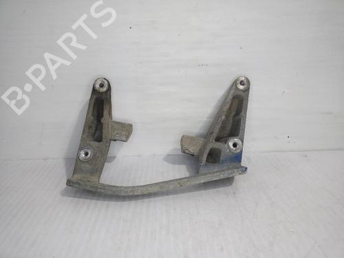 Used Support MERCEDES-BENZ VITO Van (W638) 112 CDI 2.2 (638.094) (122 hp) 31555451