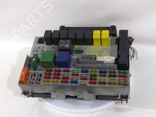 Used Fuse box Fuse box 38872632 38872632
