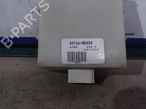 Used Electronic module Electronic module TOYOTA YARIS (_P1_) 1.0 (SCP10_, SCP10R) (65 hp) 31569504 31569504