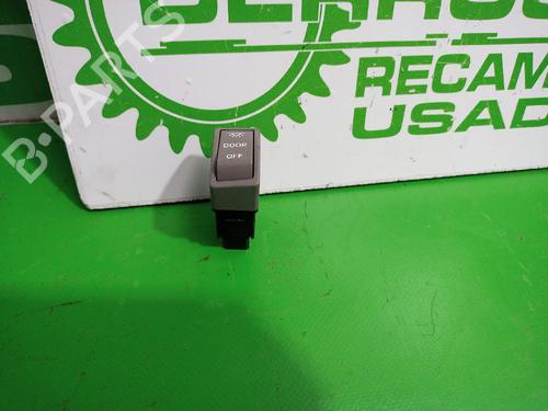 switch-kia-carnival-i-up-fl-1998-1999-2000-2001-31674999 main image