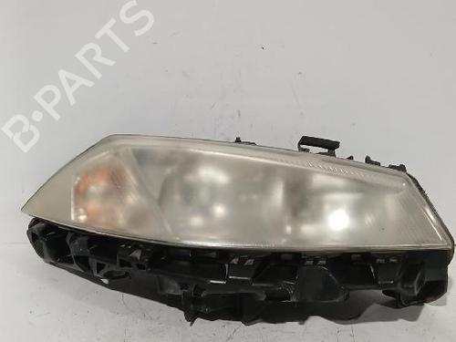 right-headlight-renault-megane-ii-bm01_-cm01_-2001-2002-2003-2004-2005-2006-2007-2008-2009-2010-2011-2012-32465749 main image
