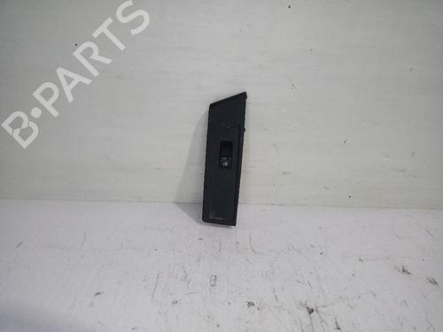 Used Right front window switch VW PASSAT B7 (362) 1.6 TDI (105 hp) 31557336