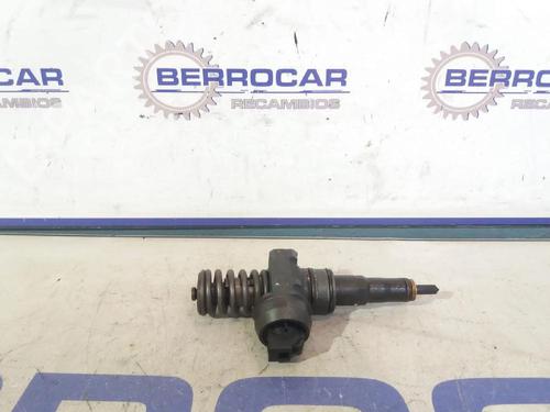 Used Injector Injector VW CADDY III MPV (2KB, 2KJ, 2CB, 2CJ) 1.9 TDI (105 hp) 31569428 31569428