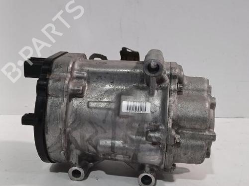 Used AC compressor TOYOTA COROLLA Hatchback (_E21_, _EA1_, _EH1_) 1.8 VVTi Hybrid (ZWE219) (140 hp) 31567243