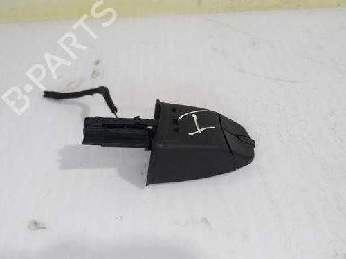 Steering wheel controls FORD MONDEO III (B5Y) 2.0 TDCi | BP31558927E15