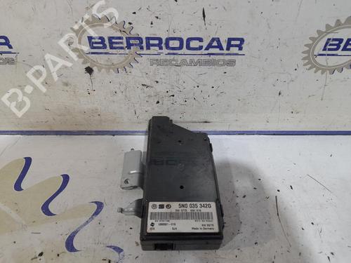 Used Electronic module Electronic module SKODA RAPID Spaceback (NH1) 1.6 TDI (90 hp) 31540239 31540239