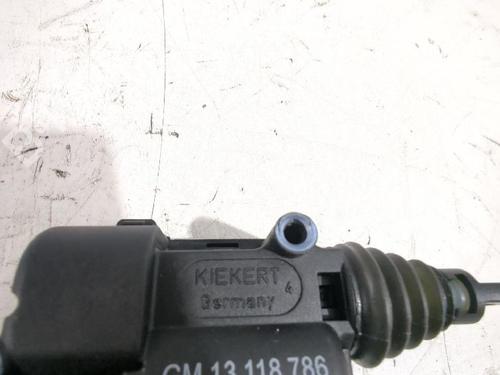Electronic module OPEL ZAFIRA A MPV (T98) 2.0 DTI 16V (F75) | BP32463972M83 - Image 6