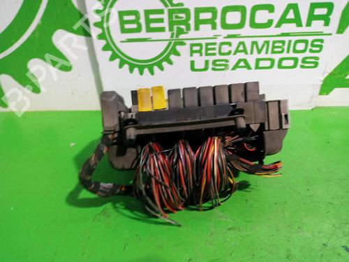 Fuse box OPEL ZAFIRA A MPV (T98) 2.0 DI 16V (F75) | BP31552916E1