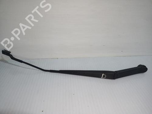 Front windshield wiper arm JAGUAR E-PACE (X540) 2.0 D150 AWD | BP31554731C143