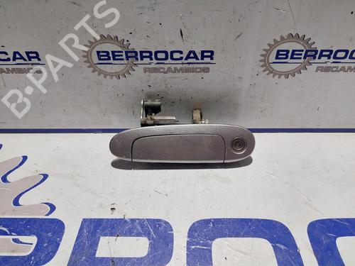 front-left-exterior-door-handle-toyota-yaris-_p1_-1999-2000-2001-2002-2003-2004-2005-31570561 main image