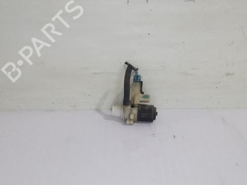 Used Washer pump CHRYSLER VOYAGER / GRAND VOYAGER III (GS_, NS_) 2.5 TD (116 hp) 31557750