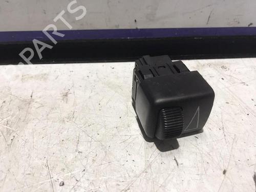 Headlight switch SAAB 9-3 Cabriolet (YS3D) 2.0 Turbo | BP31570294I24 - Image 2