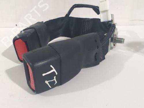 Used Seat buckle Seat buckle TOYOTA YARIS (_P13_) 1.5 (NSP131_) (112 hp) 31562909 31562909
