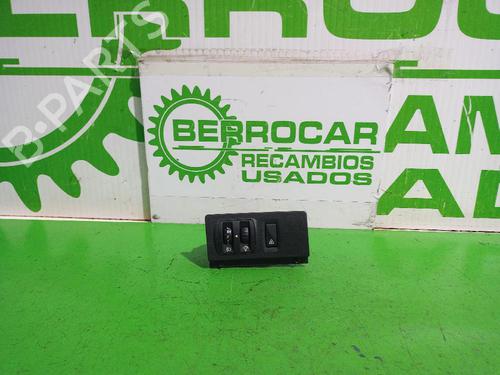 Used Headlight switch Headlight switch RENAULT LAGUNA III Grandtour (KT0/1) 3.0 dCi (KT03, KT13) (235 hp) 31552571 31552571