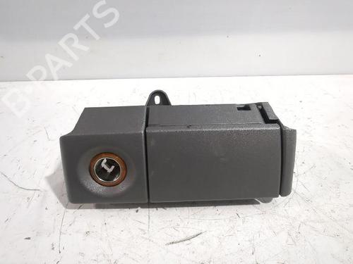Used Ashtray OPEL ZAFIRA A MPV (T98) 2.0 DTI 16V (F75) (101 hp) 32463969
