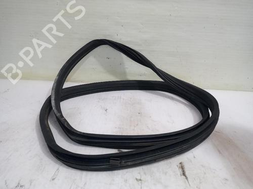 Gummiliste MERCEDES-BENZ A-CLASS (W168) [1997-2005]  31677385