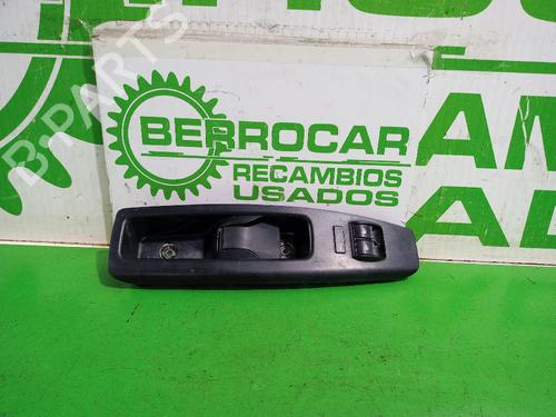 Used Front left interior door handle FIAT DOBLO Cargo (263_) 1.3 D Multijet (263WXU1A, 263ZXU1A, 263WYB1A, 263ZYB1A) (95 hp) 31552001