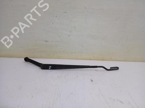 Used Front windshield wiper arm Front windshield wiper arm 31559207 31559207