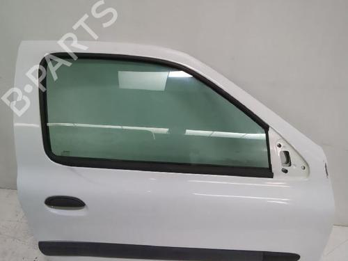 Used Right front door RENAULT CLIO II (BB_, CB_) 1.2 (BB0A, BB0F, BB10, BB1K, BB28, BB2D, BB2H, CB0A,... (58 hp) 31564838