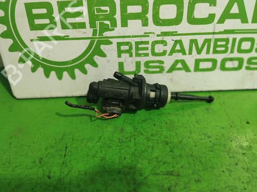 Used Clutch slave cylinder VW GOLF V (1K1) 1.9 TDI (105 hp) 31546355
