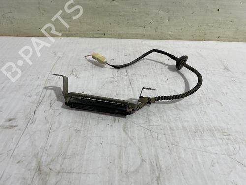 Antenne/Base Antenne/Base TOYOTA PRIUS Liftback (_W2_) 1.5 Hybrid (NHW20_, NHW20R) (112 hp) 31562163 31562163