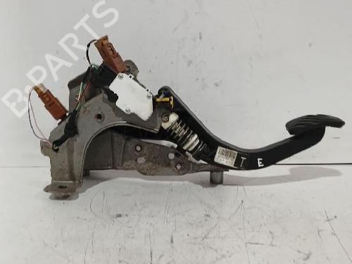 Used Clutch pedal Clutch pedal NISSAN QASHQAI II (J11, J11_) 1.5 dCi (110 hp) 32489046 32489046