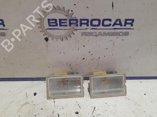 Used Licence plate light LAND ROVER DISCOVERY II (L318) [1998-2004]  31673159