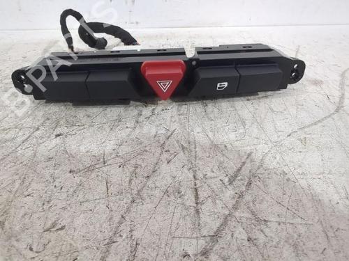 Used Warning switch KIA CEE'D Hatchback (ED) 1.6 CRDi 90 (90 hp) 31566571