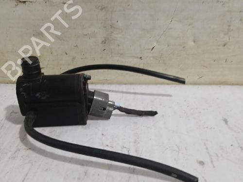 washer-pump-kia-carens-iii-mpv-un-2006-2007-2008-2009-2010-2011-2012-2013-31564004 main image