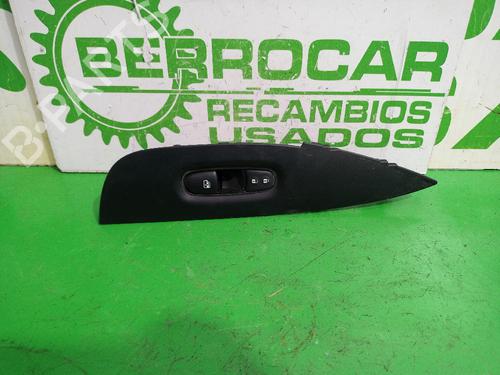 right-front-window-switch-nissan-qashqai-ii-j11-j11_-2013-31549000 main image
