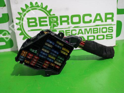 Used Fuse box VW PASSAT B5.5 (3B3) 1.6 (102 hp) 31545810