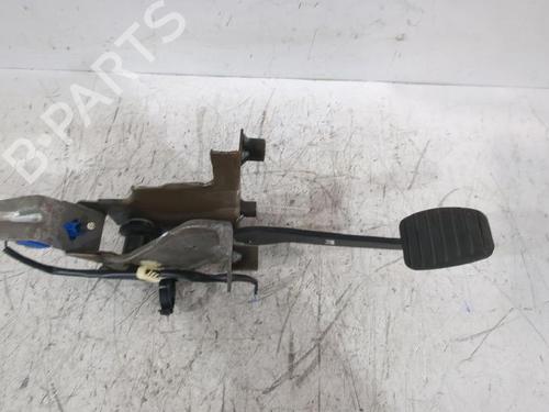 koblingspedal DACIA SANDERO II 1.5 dCi | BP31566529I13