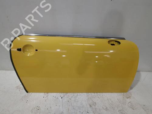 Used Right front door MINI MINI (R56) One (95 hp) 31564554