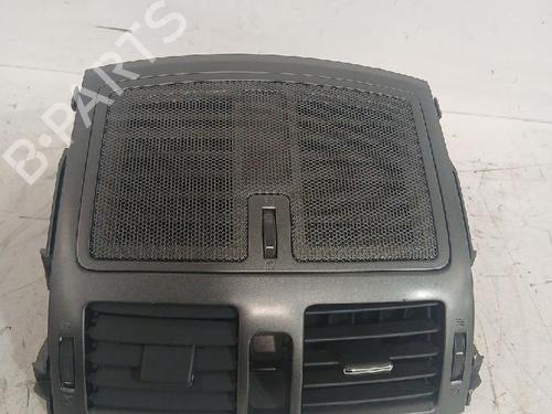 Used Air vent Air vent TOYOTA AURIS (_E15_) 1.33 Dual-VVTi (NRE150_, NRE150R) (101 hp) 31564270 31564270