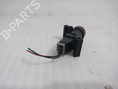 Switch FORD FOCUS I Saloon (DFW) 1.6 16V | BP31556198I30