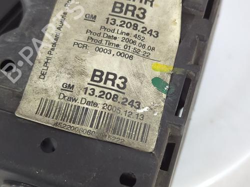 Fuse box OPEL CORSA C (X01) 1.3 CDTI (F08, F68) | BP34645395E1 - Image 3