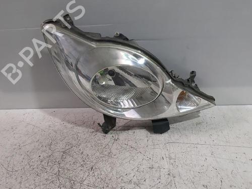 Used Right headlight Right headlight PEUGEOT 107 (PM_, PN_) 1.4 HDi (54 hp) 33198430 33198430