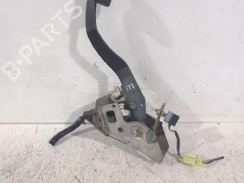 Pedal embraiagem Pedal embraiagem HYUNDAI TUCSON (JM) 2.0 CRDi (113 hp) 31568526 31568526
